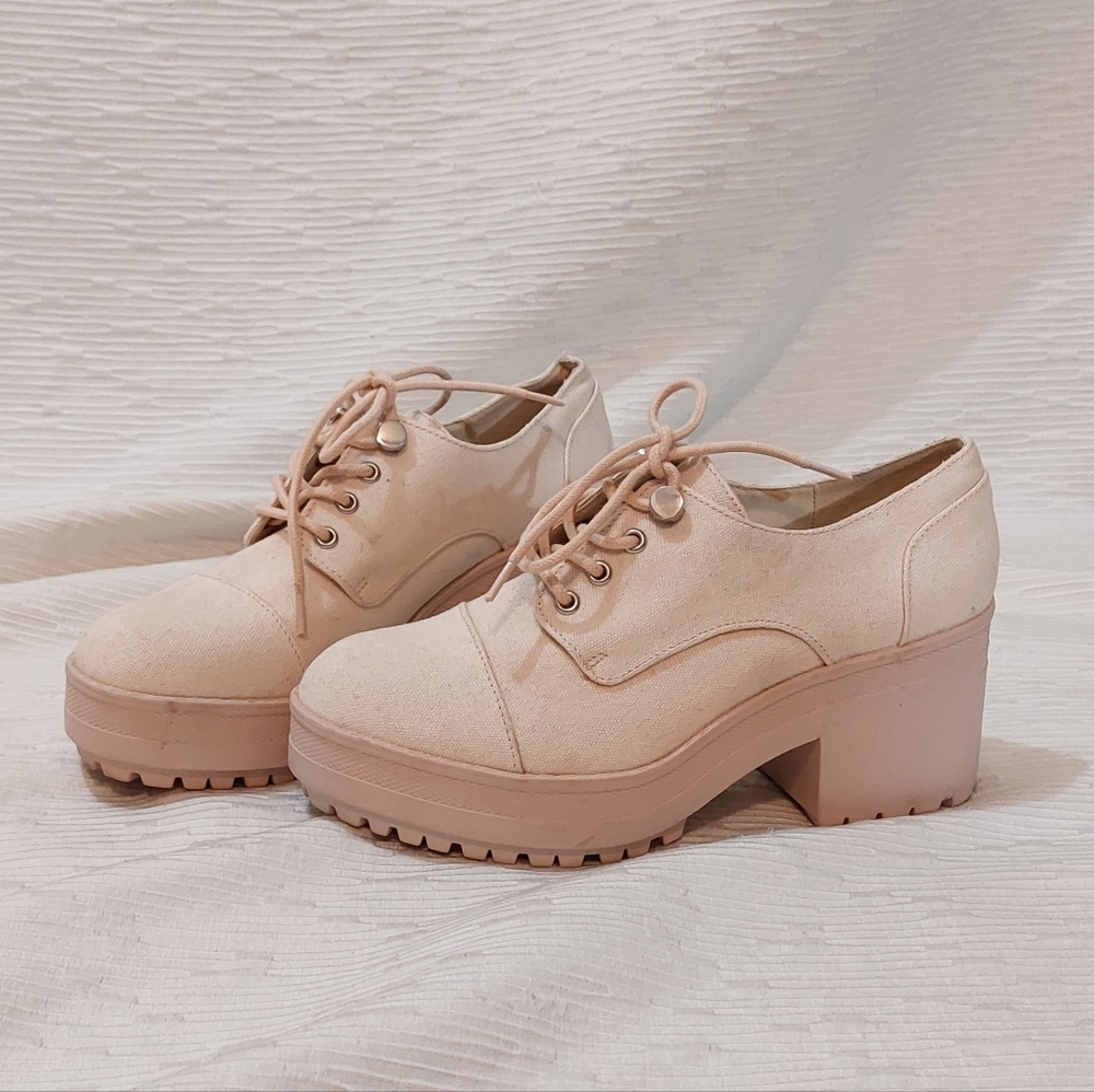 Urban Outfitters Blush Chunky Platform Lace-Up Heels Size 8